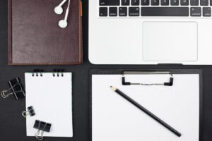 How to Choose a Desk for Office?